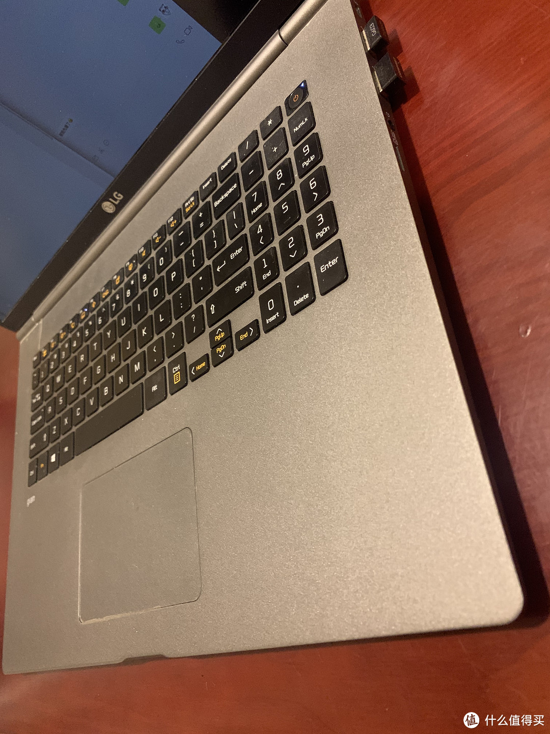 16寸MacBook Pro站内首发？不！是17寸！____黑苹果LG Gram 17Z990