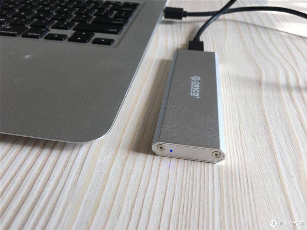 Orico/奥睿科m.2SSD硬盘盒-好看好用