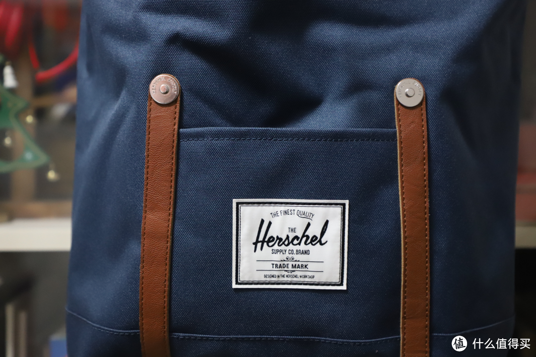 Herschel Supply Retreat 经典系列双肩包