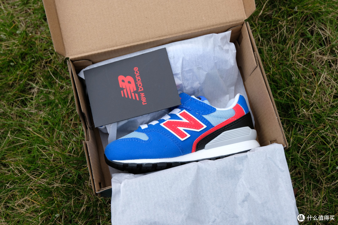 跟着大妈买,New Balance 魔术贴童鞋鞋YV996 开箱
