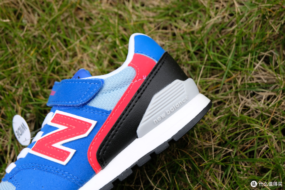 跟着大妈买,New Balance 魔术贴童鞋鞋YV996 开箱