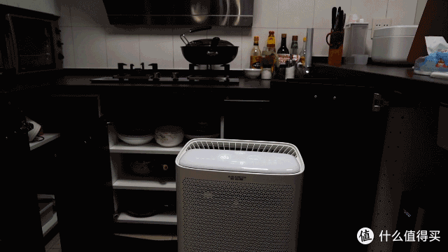 我怀着很严肃的心情,实测了一台甲醛净化器