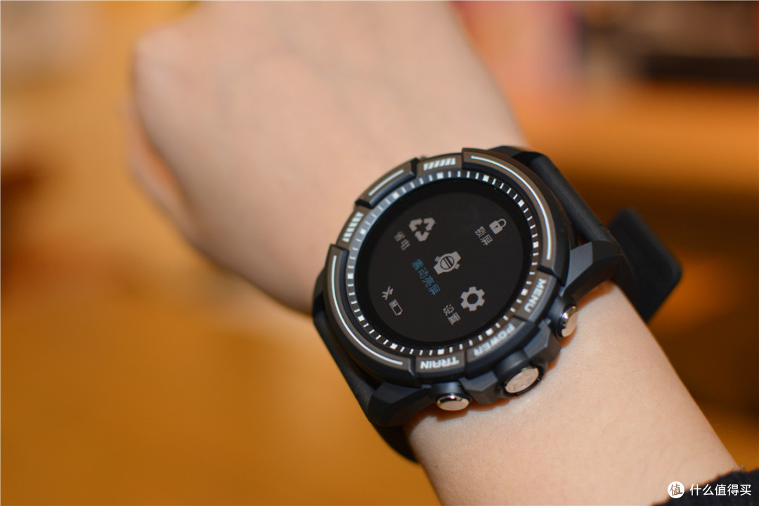 Jeep智能表再出新品!15天超长续航,值得买吗?