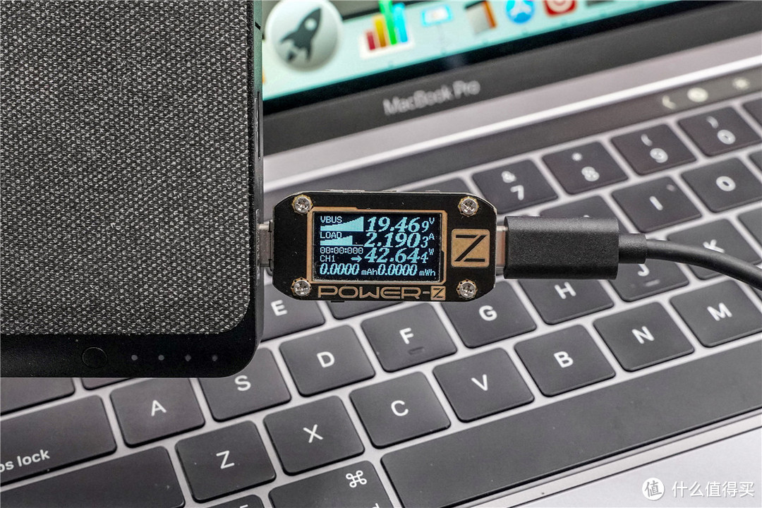 笔记本的最佳拍档，mophie powerstation USB-C 3XL移动电源开箱评测