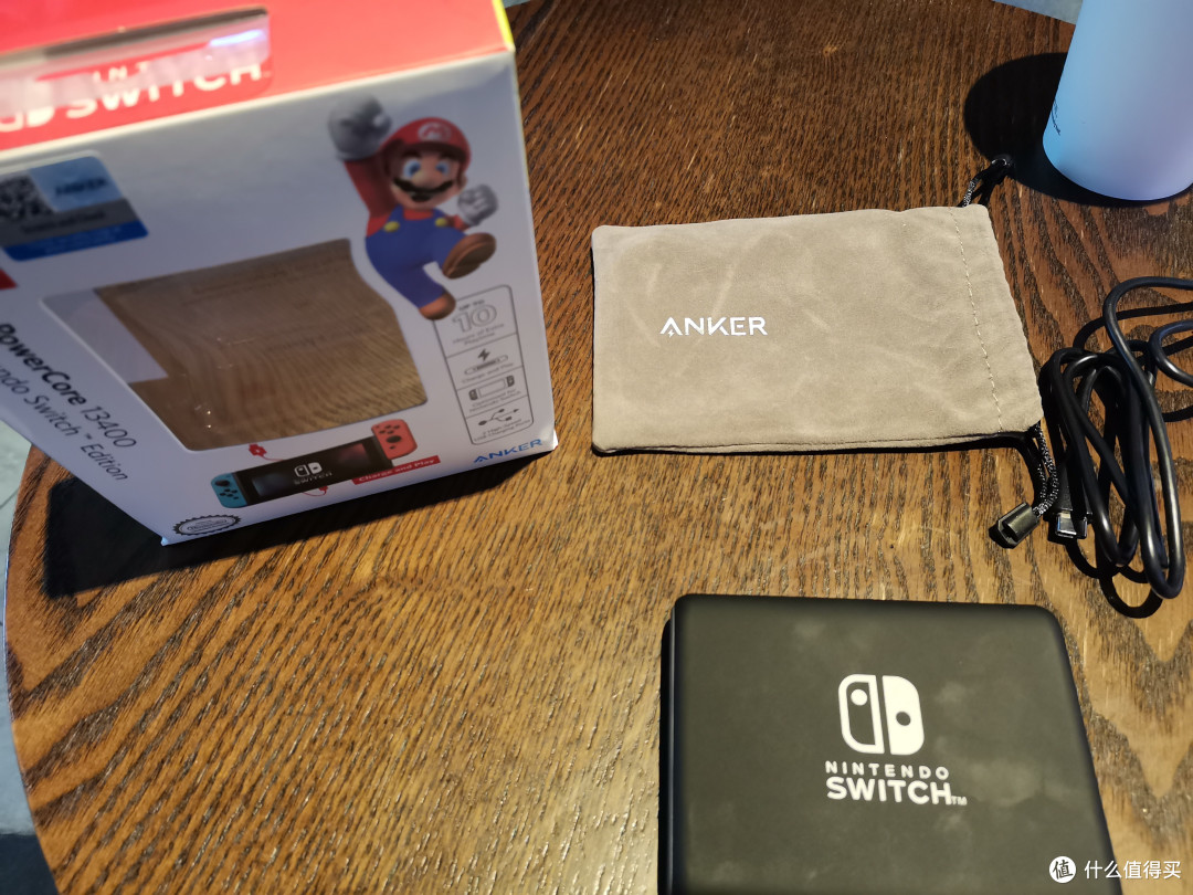 Anker 任天堂定制移动电源:拯救Switch,让它时刻满电安全出行