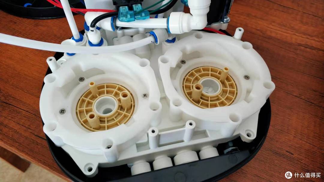 中国移动推出自有品牌净水器WRO400-W4,大通量反渗透智能APP全流程体验