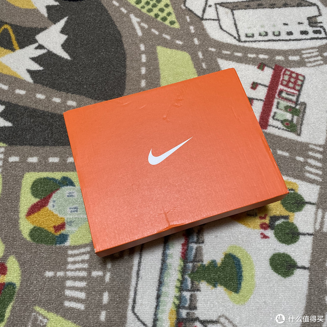 185元到手Nike Team Hustle Quick儿童篮球鞋