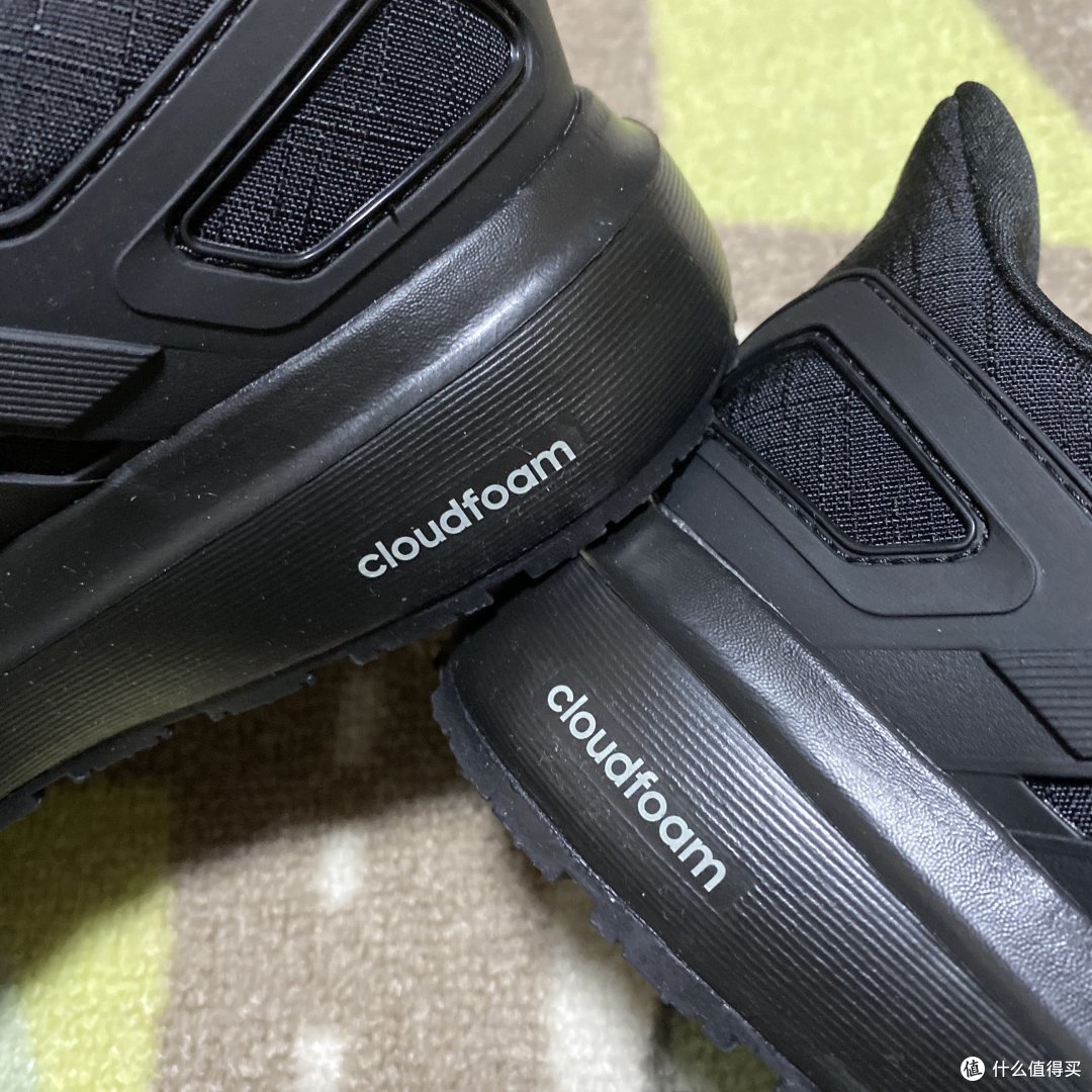 Adidas Energy Cloud 2跑鞋
