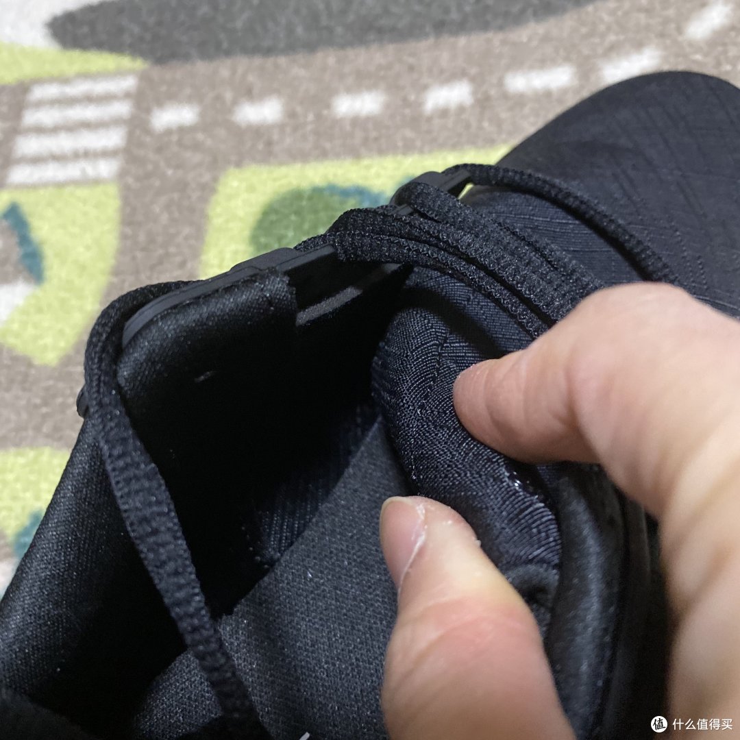 Adidas Energy Cloud 2跑鞋