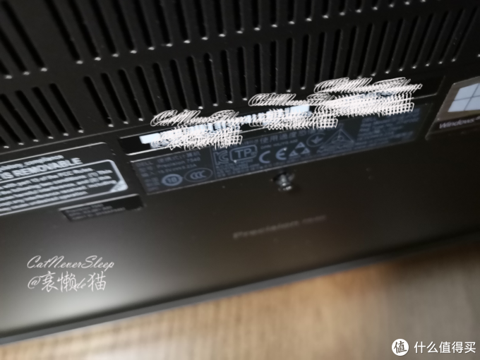 注意因为螺丝是磁吸固定取不下的