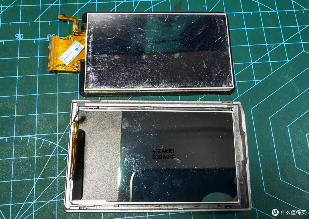上面是新，下面是旧