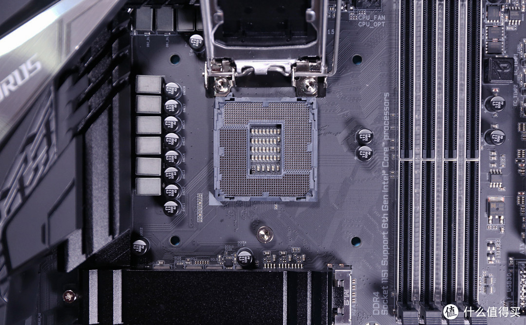 双十一给CS老司机换新机,i5+Z390AORUS PRO WIFI+RTX2070,吃鸡稳