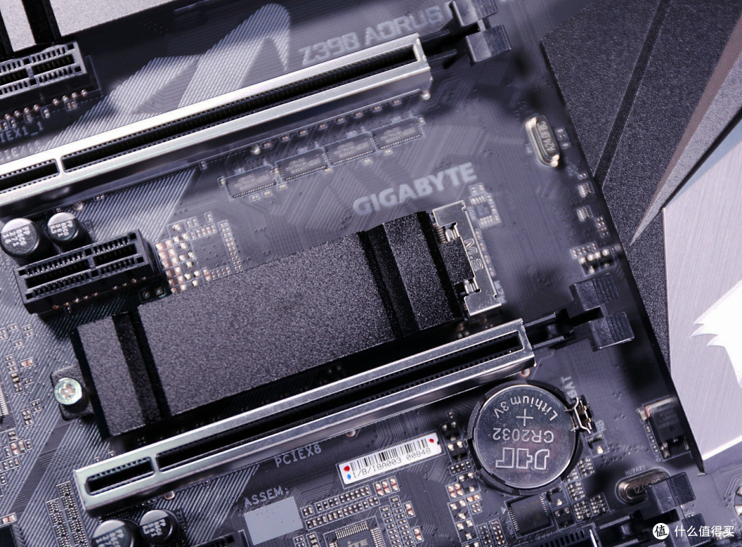 双十一给CS老司机换新机,i5+Z390AORUS PRO WIFI+RTX2070,吃鸡稳