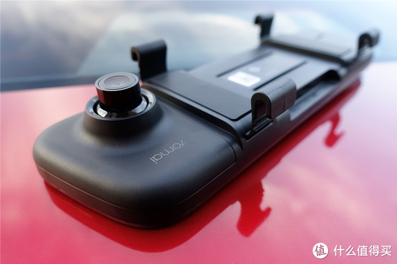 小米生态链新品,70迈流媒体后视镜,行车记录清晰不止一点点