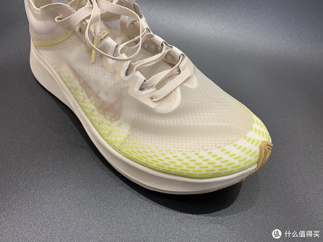 疾风难驭：NIKE ZOOM FLY SP FAST 竞速鞋评测