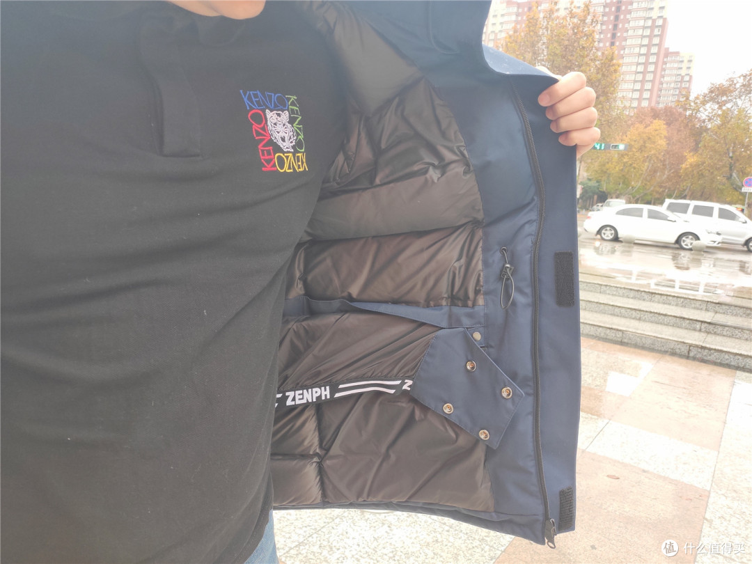 4℃冬雨淋半小时,小米有品早风抗寒鹅绒服硬核挑战短袖过冬,结局出人意料