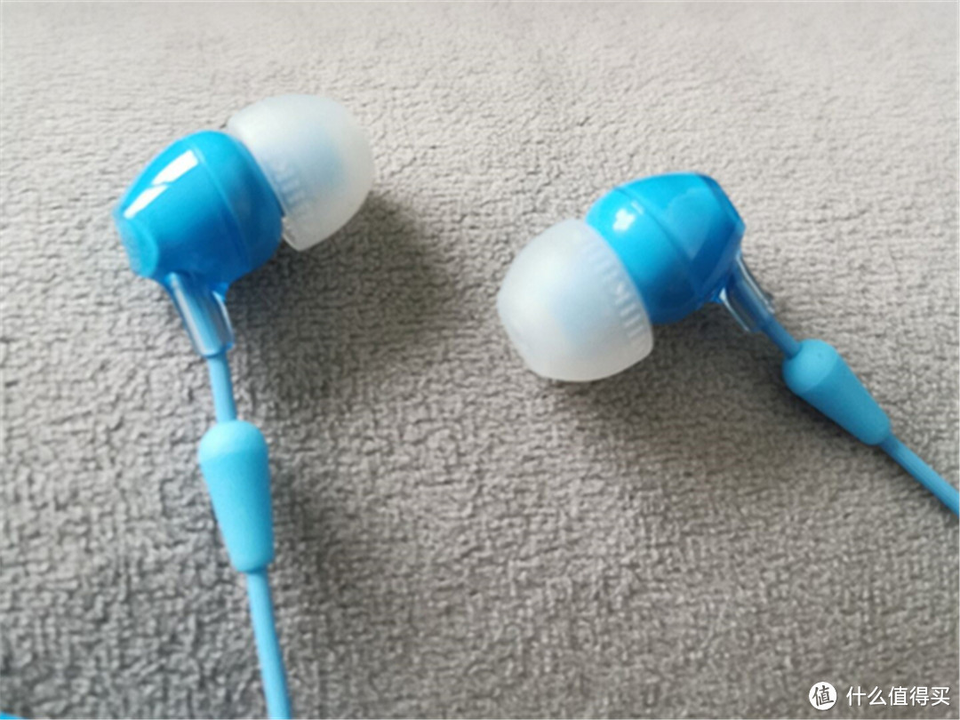 索尼 WI-C400蓝牙耳机 轻便实用的耳机