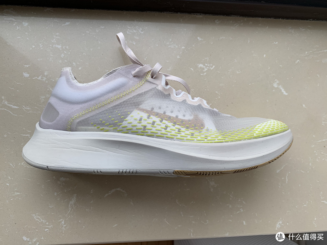 疾风难驭：NIKE ZOOM FLY SP FAST 竞速鞋评测