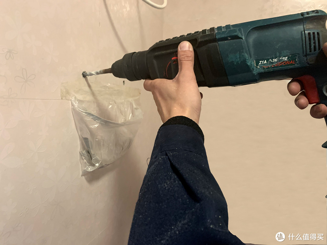 皮肤这么干,怎么还敢用自来水洗?!A.O.史密斯壁挂沐浴美容软水机体验报告