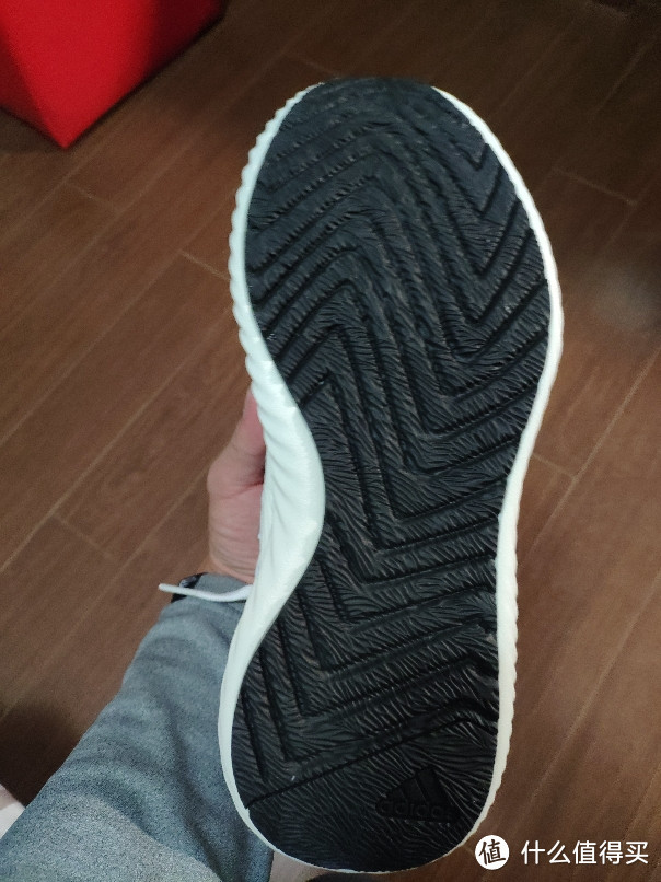 184的阿迪达斯alphabounce到了