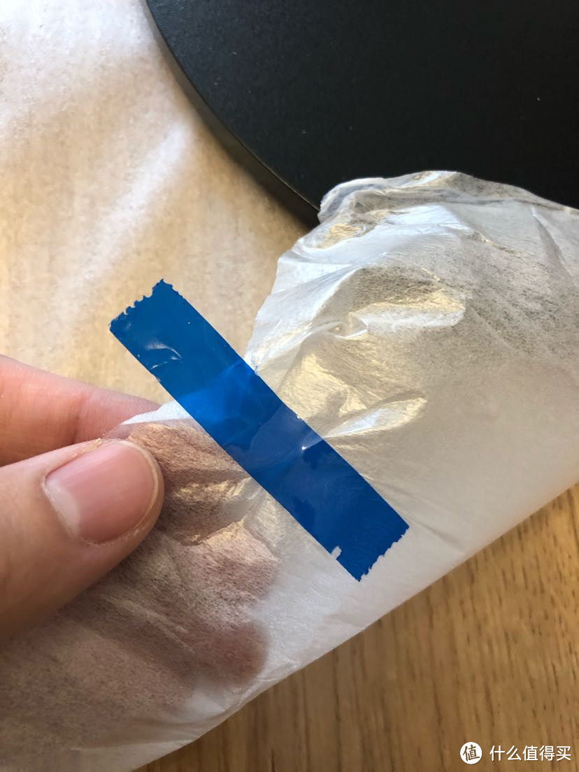 后置薄膜的胶带是蓝色的