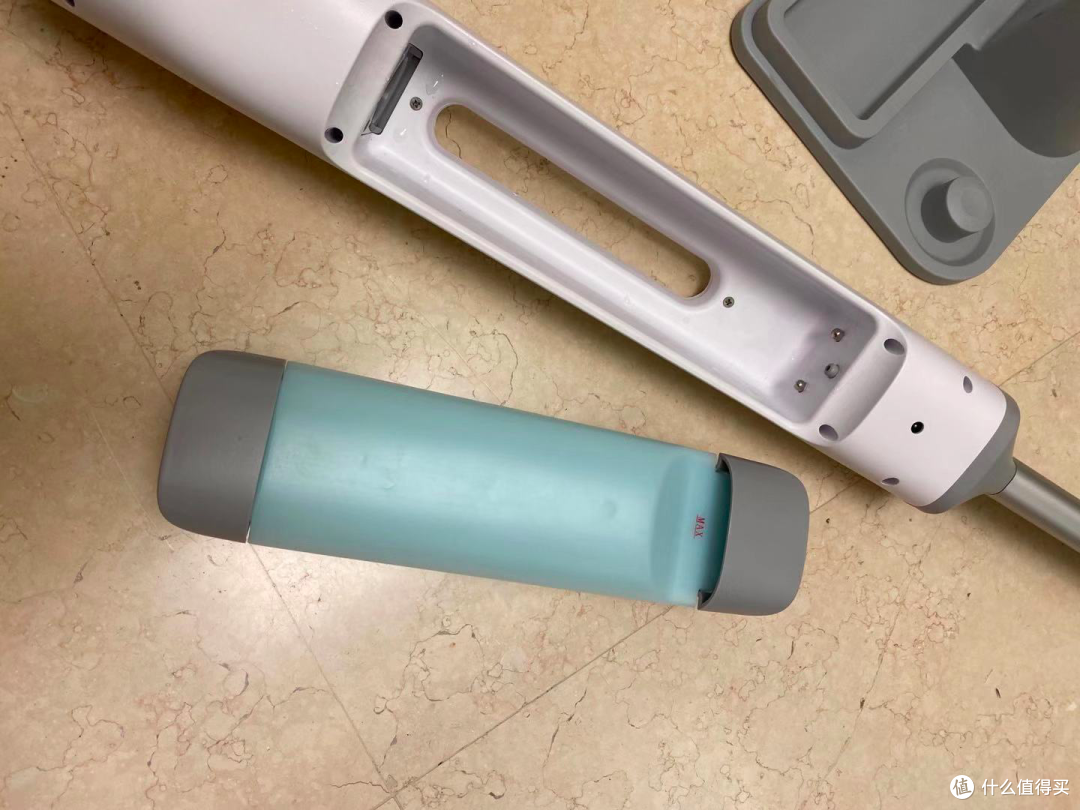 在家溜拖把是一种什么体验?洒哇地咔微湿电动拖把使用体会