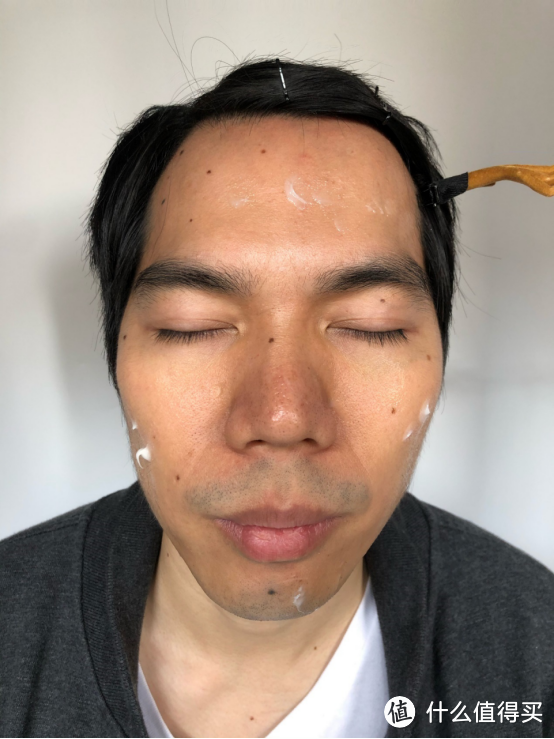 都9012年了,谁还说男生不化妆?