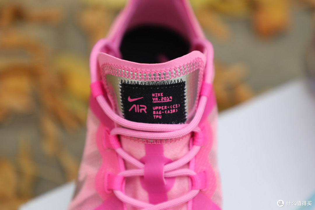 NIKE VAPORMAX 2019 玫粉 女子运动鞋
