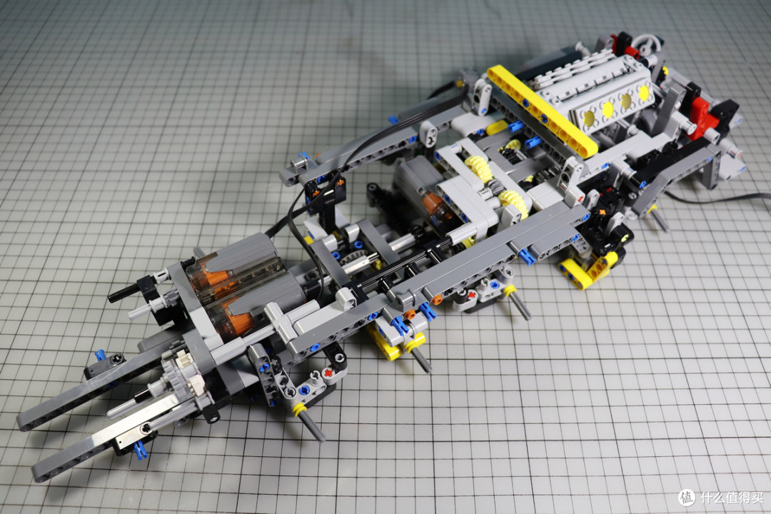 宇星模王13107机械吊车评测