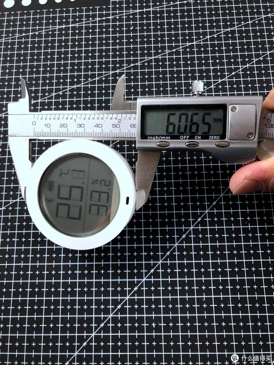 小巧精准高颜值-小米 米家蓝牙温湿度计 开箱实测