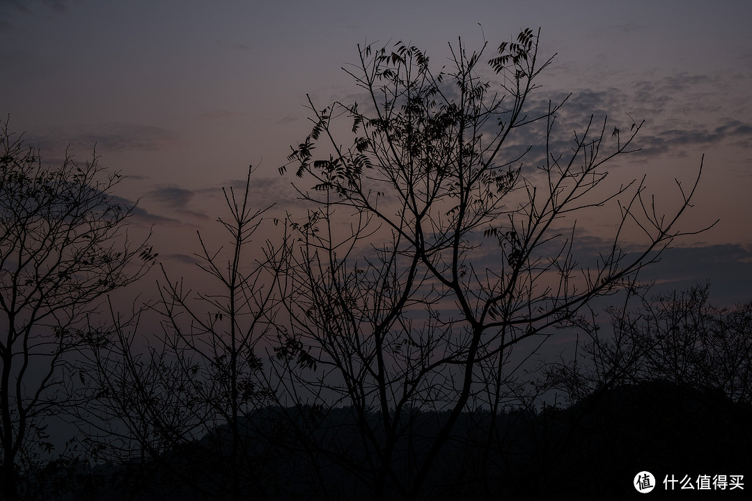 周末闲逛之夜爬宝石山