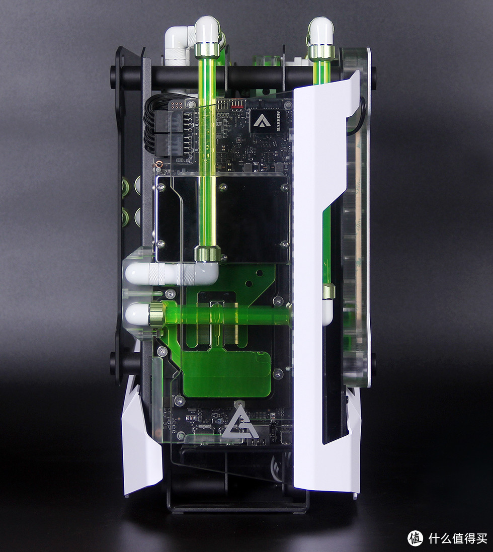 颠覆传统，打破常规的巨ITX机箱 — 安钛克锋芒分体水冷装机体验分享