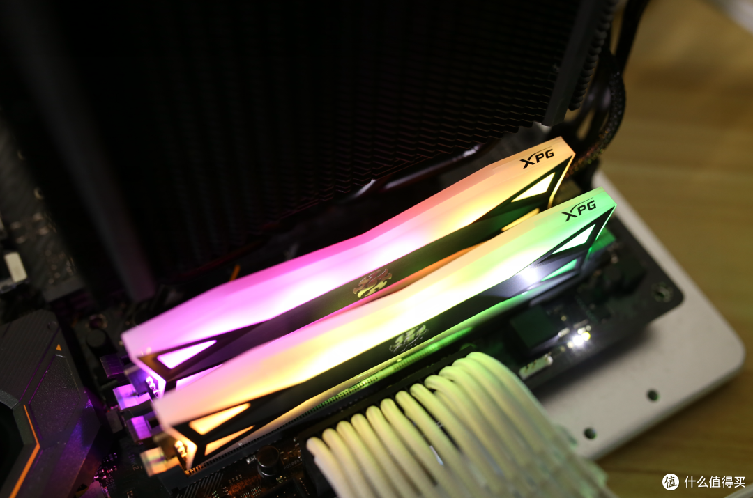 不仅仅是高颜值!XPG龙耀D60G 4133内存超频体验