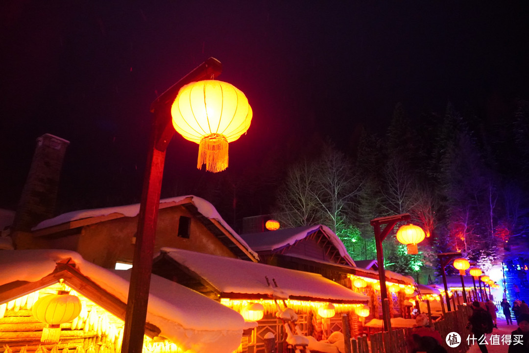 值得一去的旅游胜地：这里的雪景有点美，走马观花逛雪乡