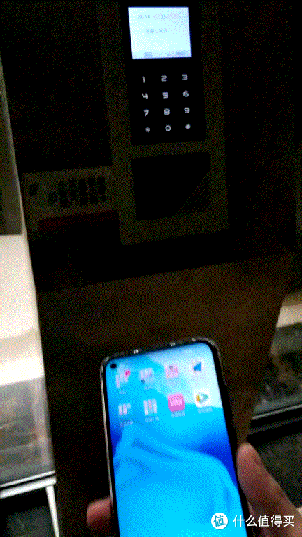 过气旗舰不过期,JD自营花费1199元购买的荣耀V20使用月余总结