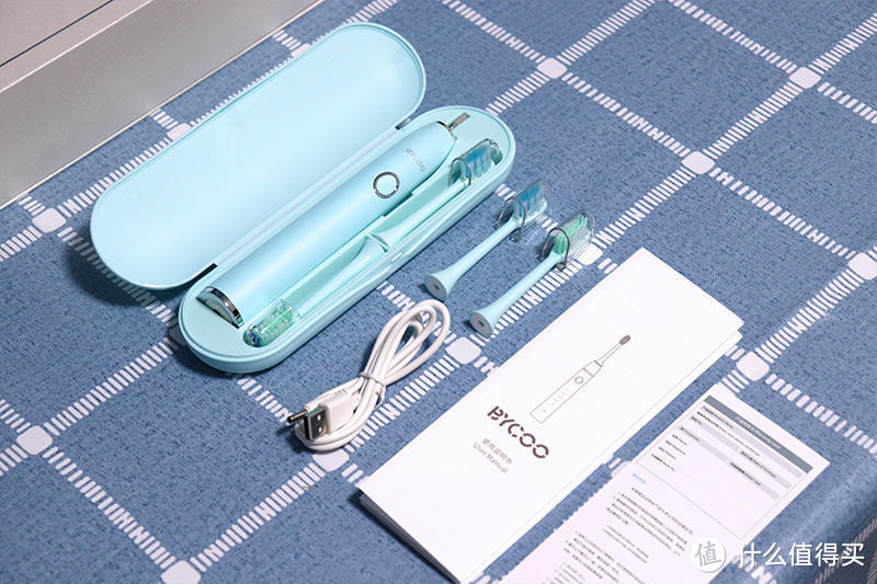 一套便携牙具满足25类敏感青年,BYCOO H9电动牙刷体验