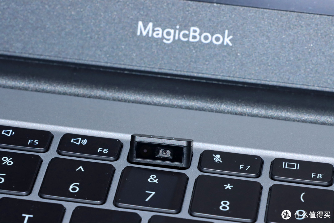 轻便的全面屏超薄笔记本，荣耀 MagicBook 14锐龙版