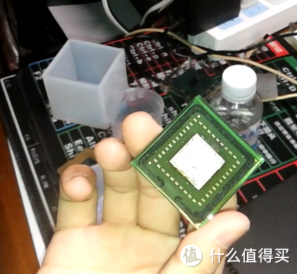 手把手教你封存CPU——CPU水晶滴胶