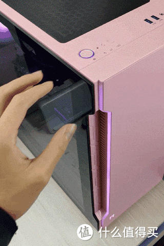 Tt挑战者H2粉色机箱体验测评：它竟让技术宅也泛起少女心？