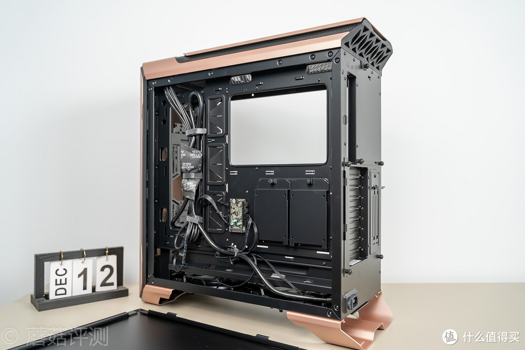 那一抹金色,让人欲罢不能、酷冷至尊(CoolerMaster)SL600M金色版 全塔机箱 评测