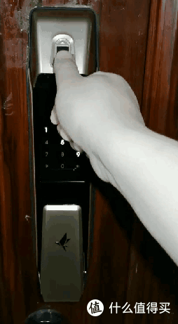 小燕全自动智能锁Titan 尝鲜,Homekit 系智能门锁初体验