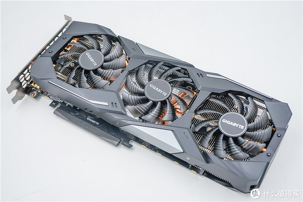 技嘉GTX 1660 SUPER GAMING OC 6G显卡，甜品级显卡装机体验