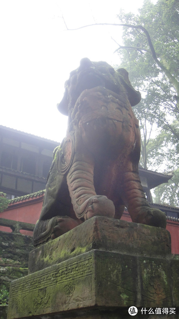 峨眉山，一日速游高中低山区（包含金顶+生态猴区）