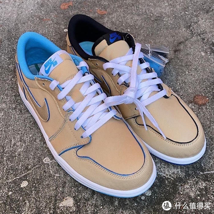 一周球鞋看台｜“白丝绸”AJ1终于登场、YEEZY拖鞋即将发售