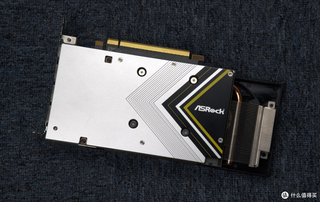 AMDRadeon RX 5500XT Challenger挑战者系列显卡拆解评测