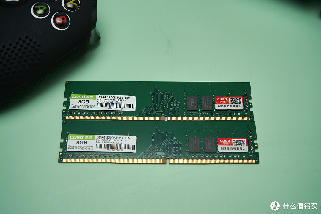 300块的酷兽8g*2 ddr4 3200真香！顺便插满主板