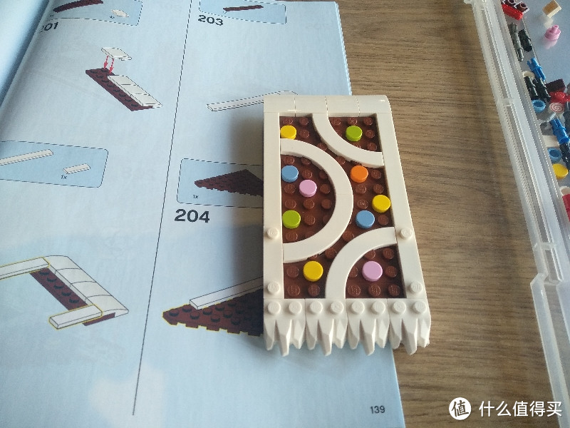 与系列有所区别的的“应节食物”？乐高lego10267—姜饼屋