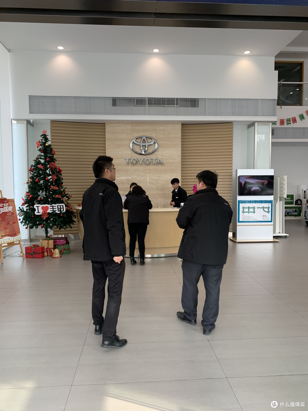 老司机杂谈:5个步骤,一键Get新手试驾攻略(附丰田亚洲龙试驾体验)