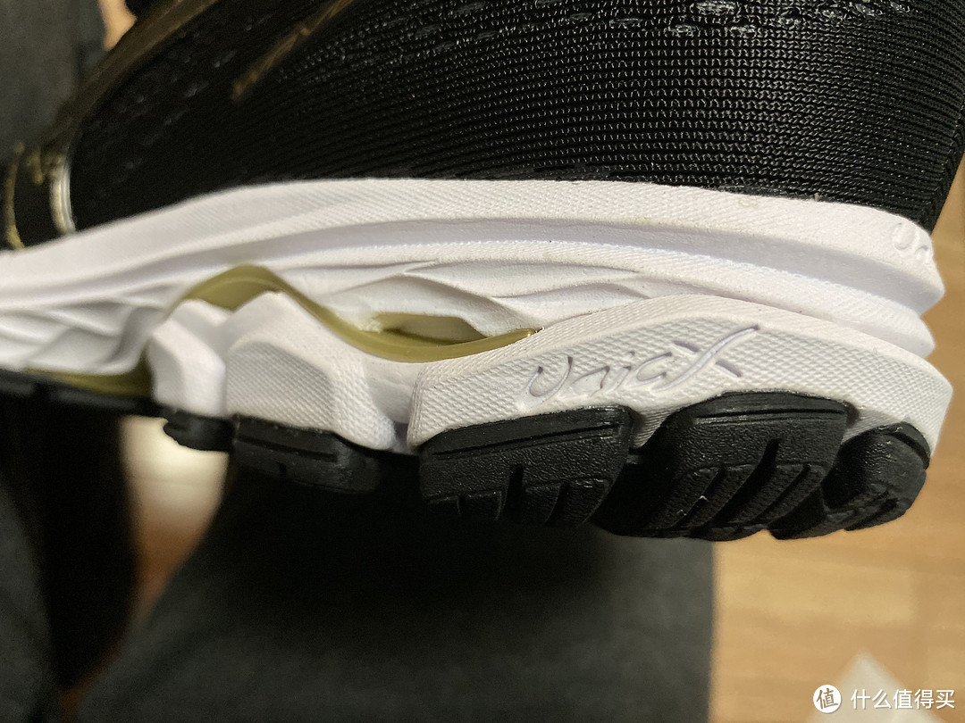 332拿下Mizuno Wave Rider 22，网友的好评不尽然？不争不抢佛系入手