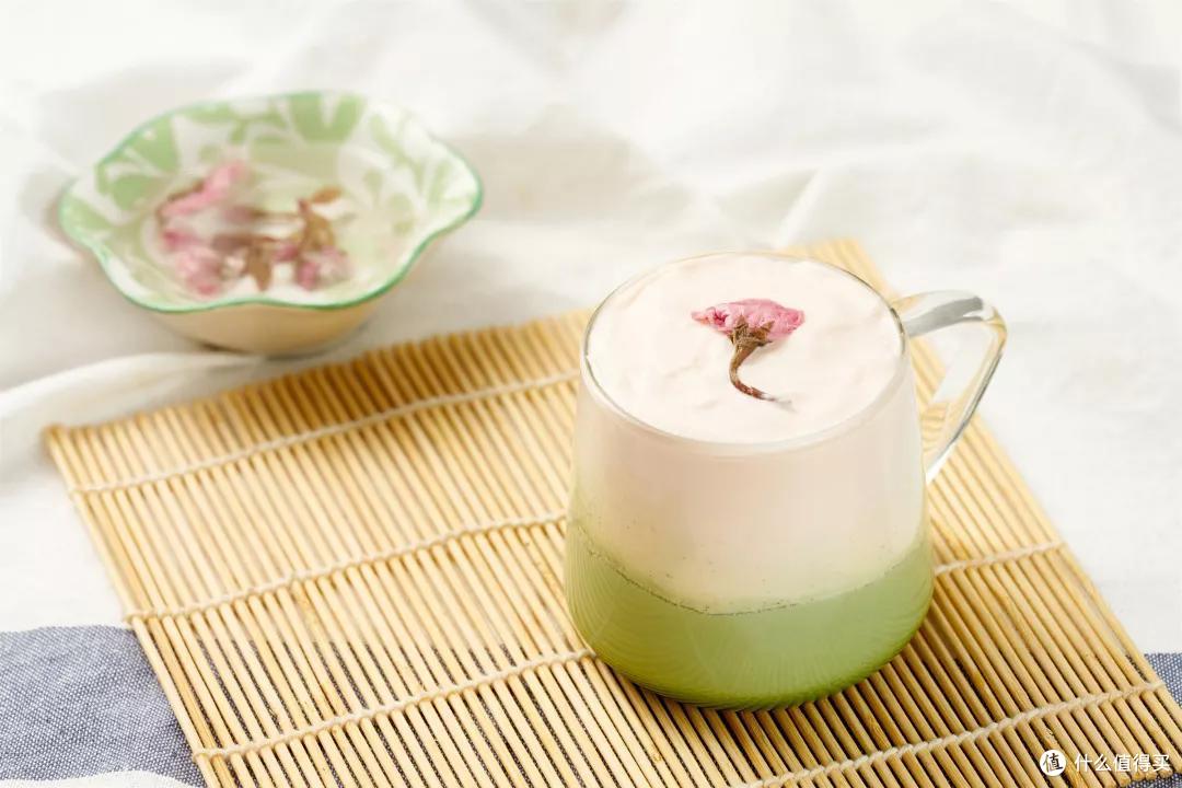 1分钟学会抹茶控专属饮品！听名字就浪漫哭了！